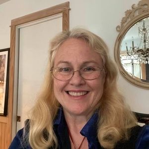 Meet your Posher, Sally